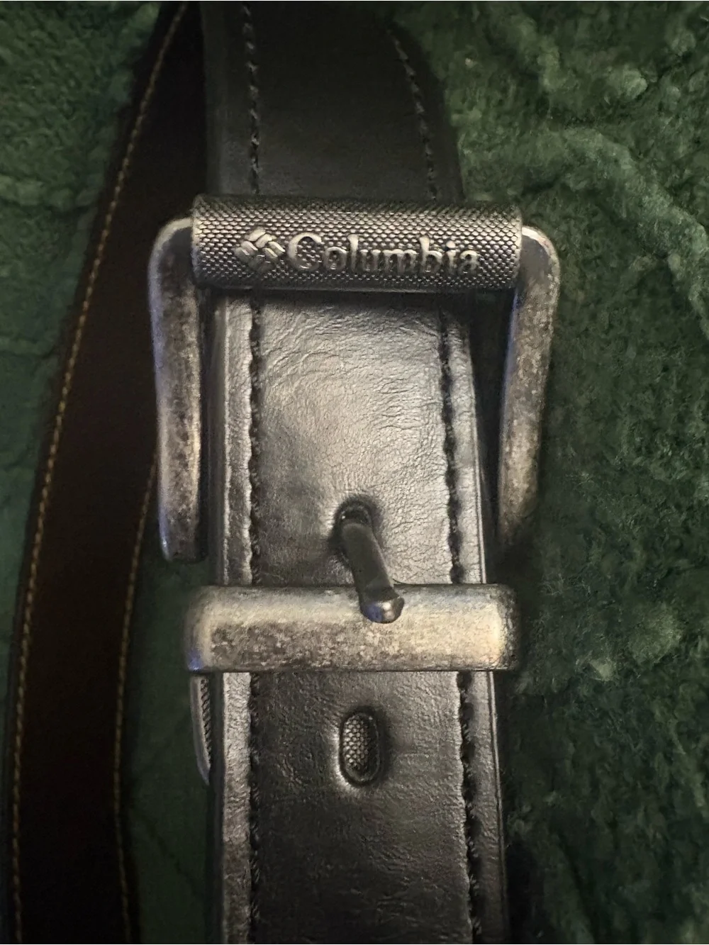 Columbia Men's Black/Brown Leather Belt with Metal Buckle